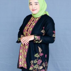 Deritya Yulianasari, S.Pd.
